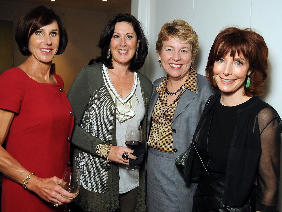 17 Heidi Gerger, from left, Debra Cohen, Kelly Z\u00fa\u00f1iga and Marcy Taub Wessel at the Art Circle launch October 2013