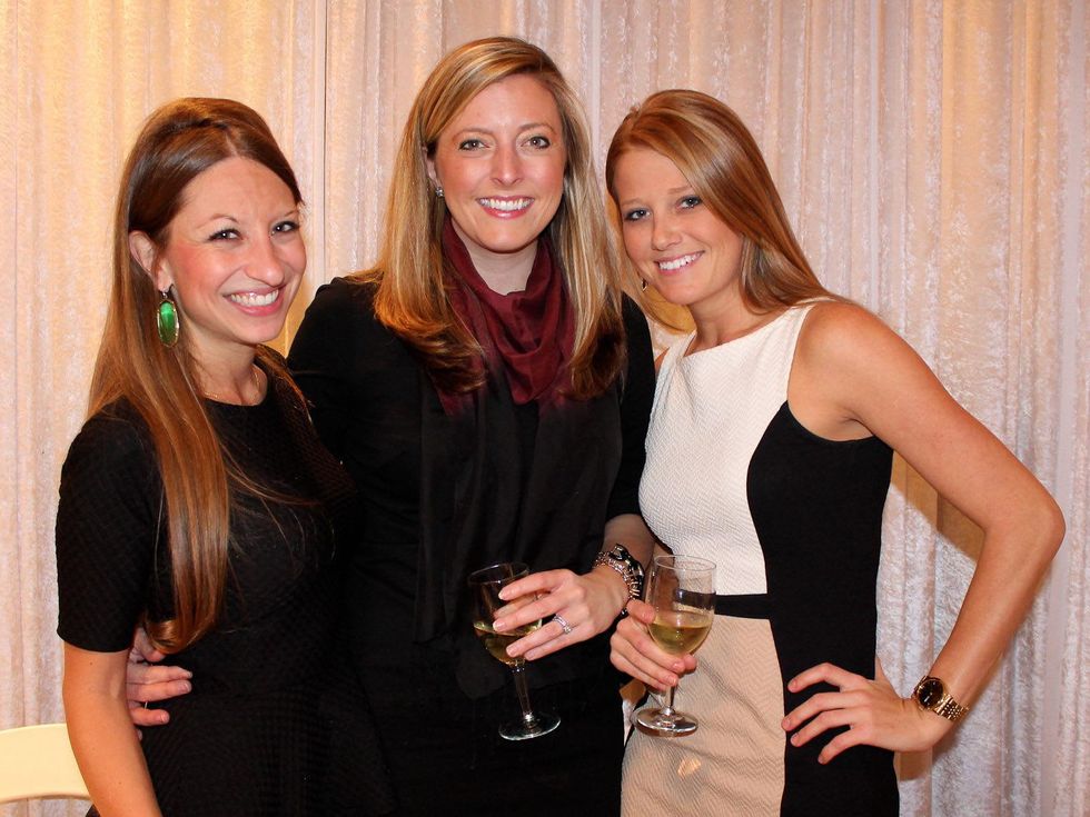 17 Laura Thompson, from left, Lauren Killory and Jessica Travis at the Recipe for Success' Dress for Dinner
