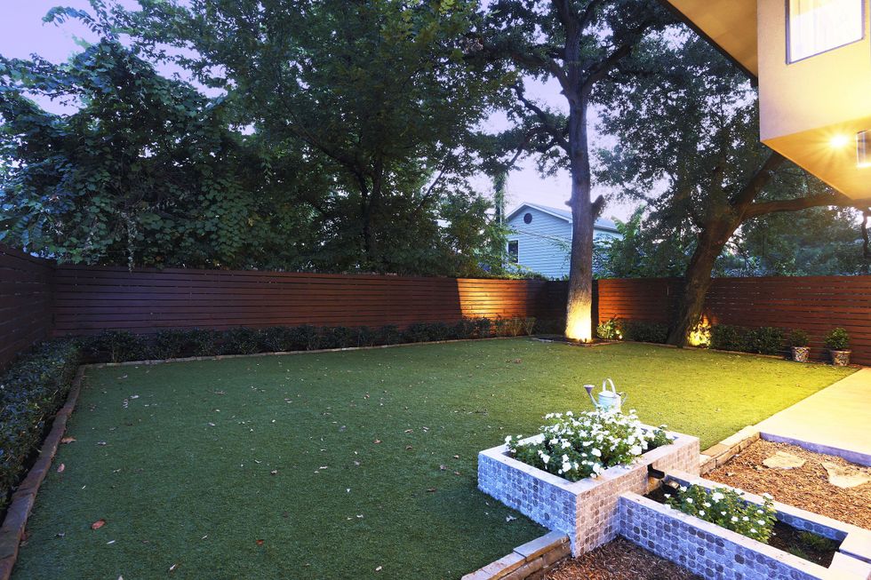 17 On the Market 734 E. 8th St. Houston Heights March 2015