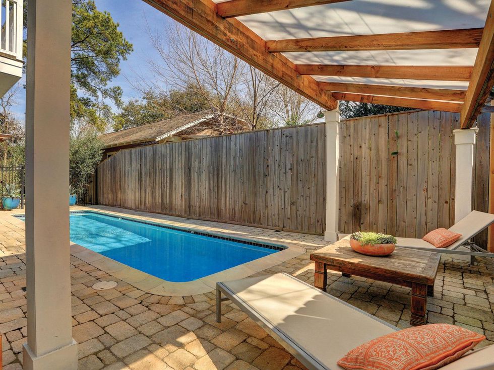 17 On the Market 922 St. Woodland February 2015