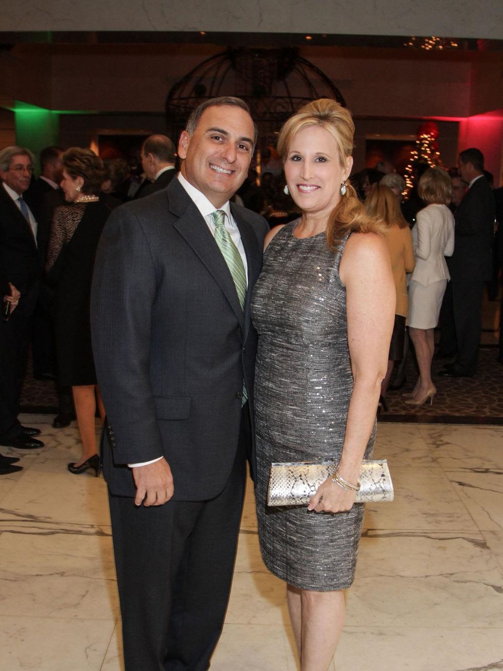 17 Perry andVanessa Sendukas at Houston Treasures dinner December 2013
