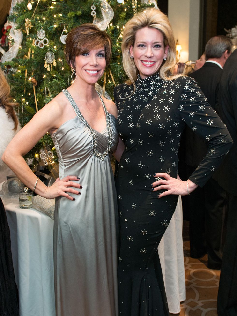 17 Roseann Rogers, left, and Mauri Oliver at the Trees of Hope Gala November 2014