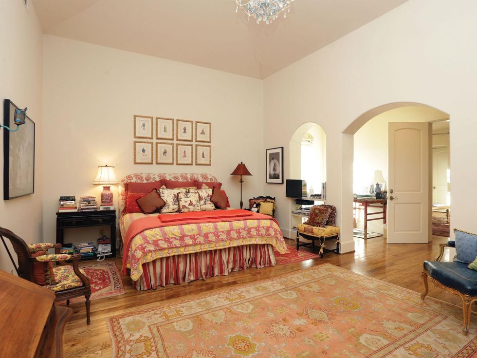 18 On the Market 1210 Berthea St. February 2014