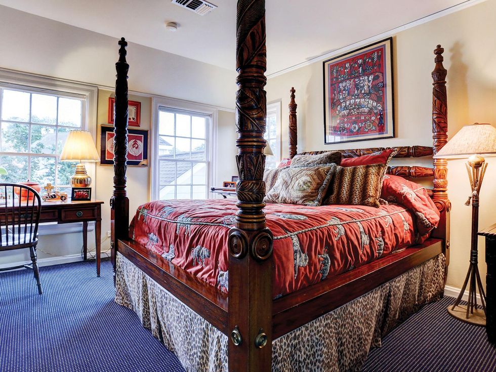 18 On The Market 1547 Kirby November 2014 bedroom