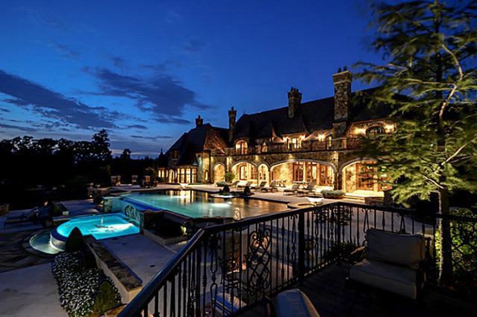 1808 Point De Vue Dr. in Flower Mound