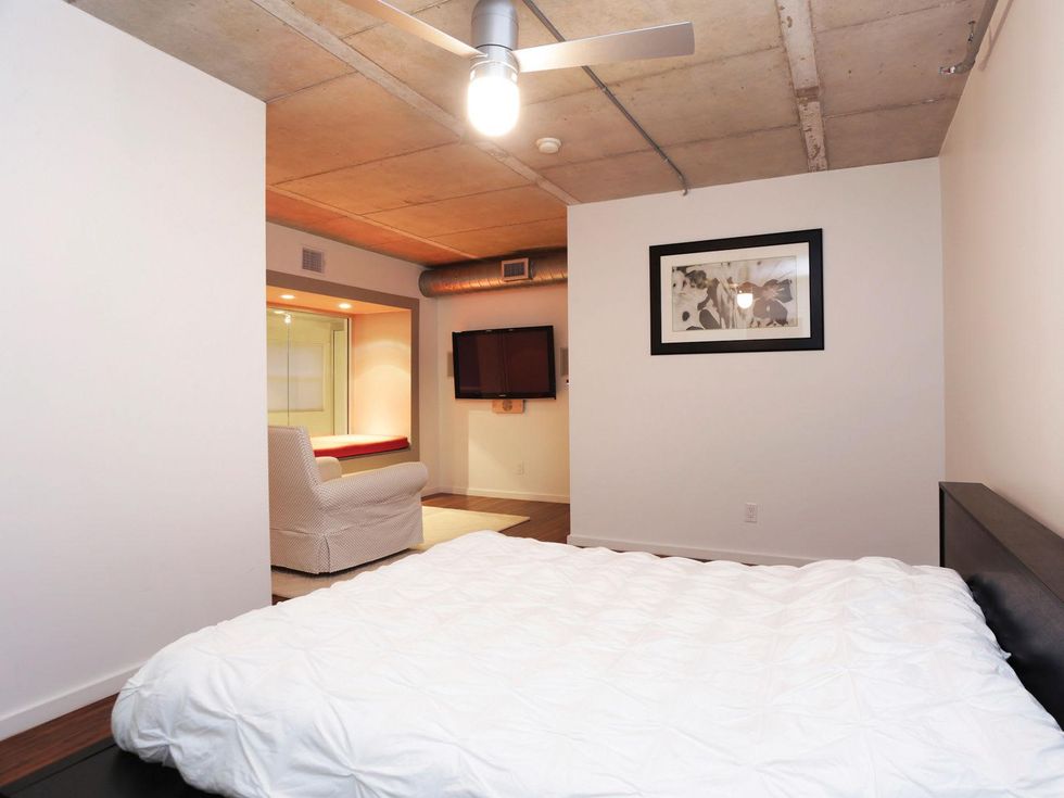 19 On the Market 6007 Memorial Drive No. 401 April 2014