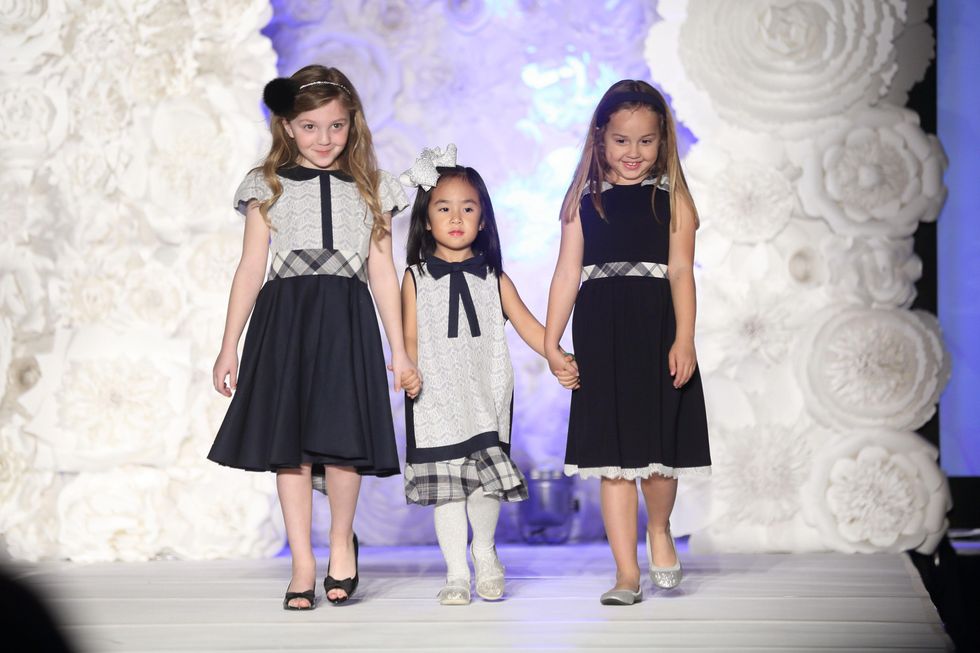 190 Bella Chramosta, from left, Ava Nguyen and Siri Jackson at the KNOWAutism Gala February 2015