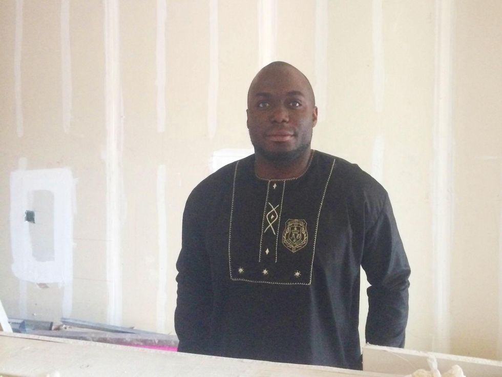 2 Glazed Doughnuts Ose Ohen May 2014