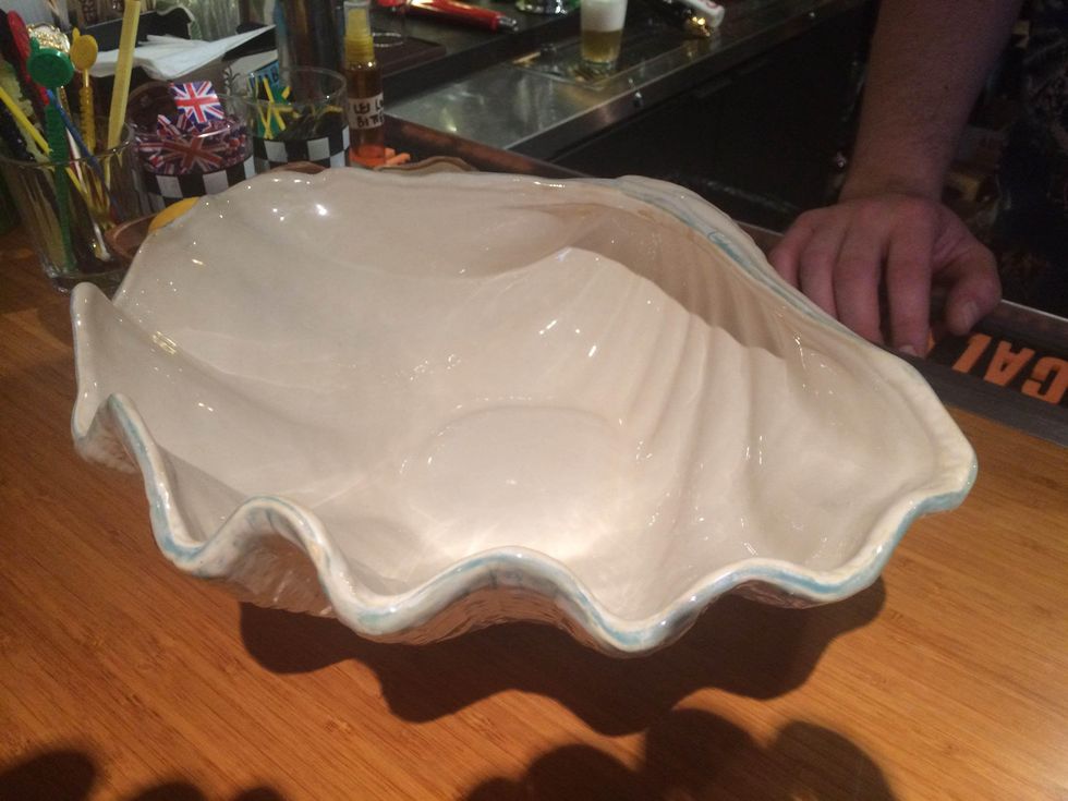 2 Lei Low in the Heights March 2014