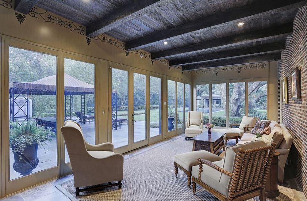 2 Longfellow Lane Houston 2020