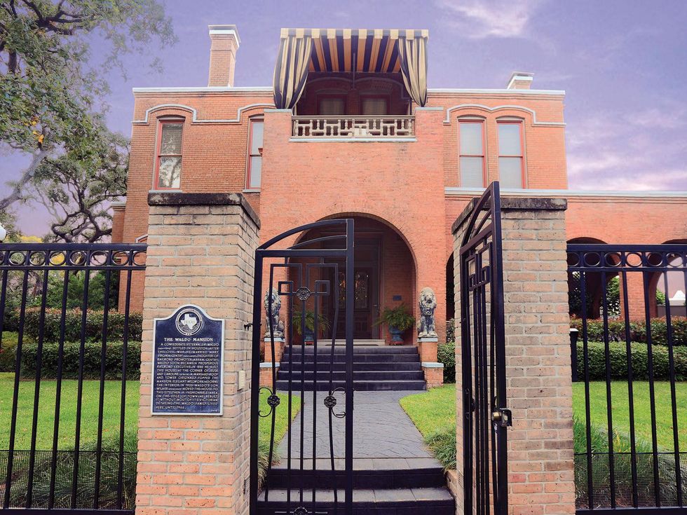 2 On the Market 201 Westmoreland November 2013