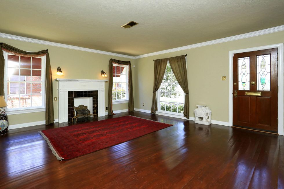 2 On the Market 5226 Mulford St. March 2015