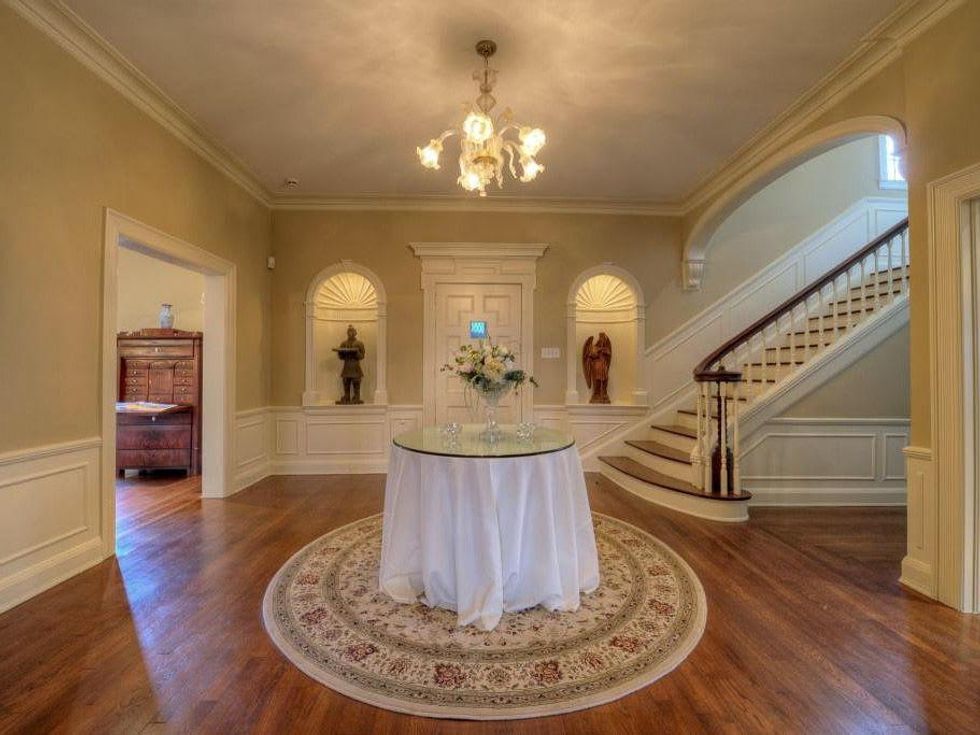 2 On the Market Hobby Manor at 2115 Glen Haven Blvd. October 2013 reception hall entry