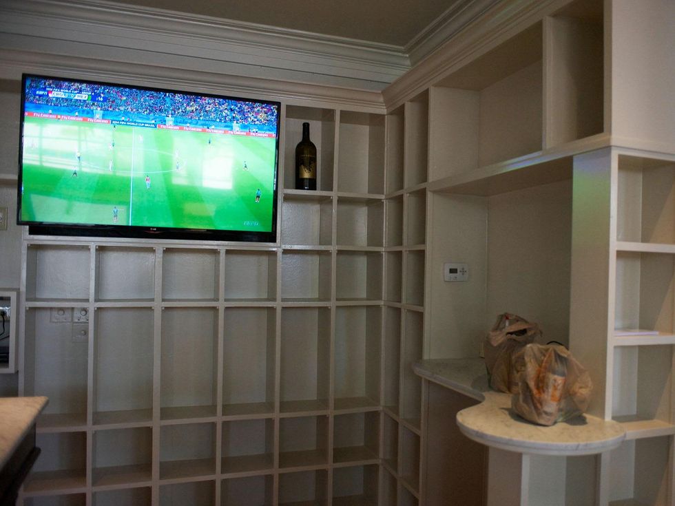 2 Pax Americana Houston restaurant June 2014 TV during construction