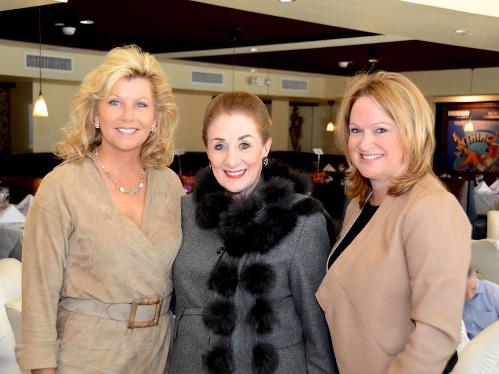 2 Susan Plank, from left, Martha Turner and Kiki Wilson at the Dec My Room luncheon October 2014