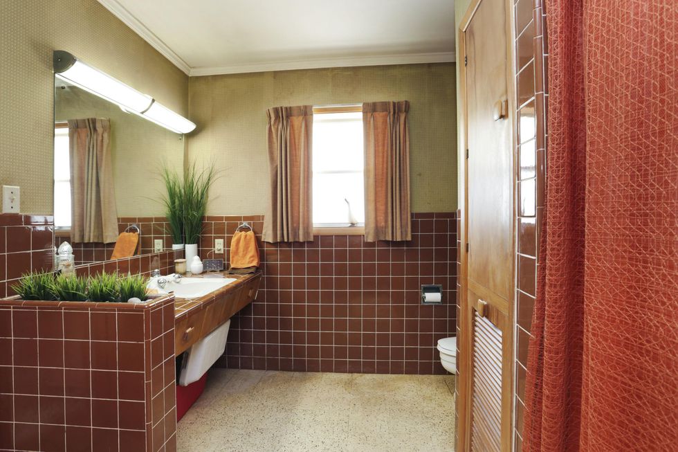 20 On the Market mid-mod ranch-style house in Brookshire 6th and Purdy streets September 2014