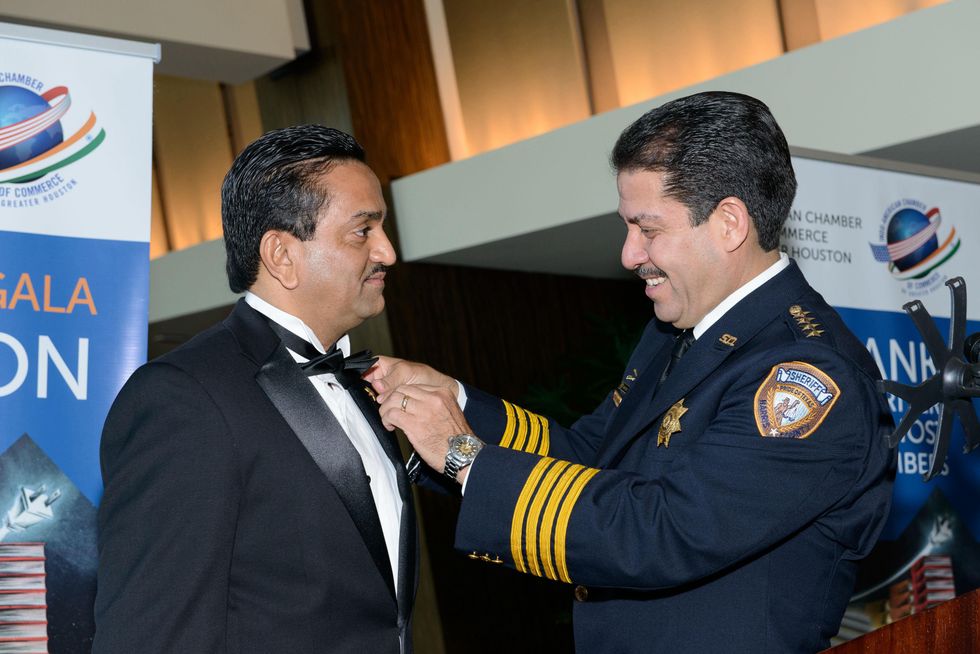 21 Indo-American Chamber of Commerce Gala August 2013 Pankaj Dhume and Sheriff Adrian Garcia