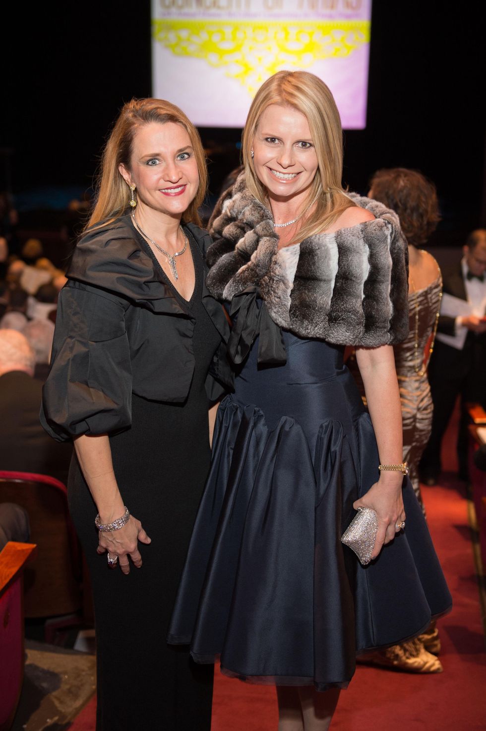21 Mary D'Andrea, left, and Valerie Dieterich at the HGO Concert of Arias February 2015 wp