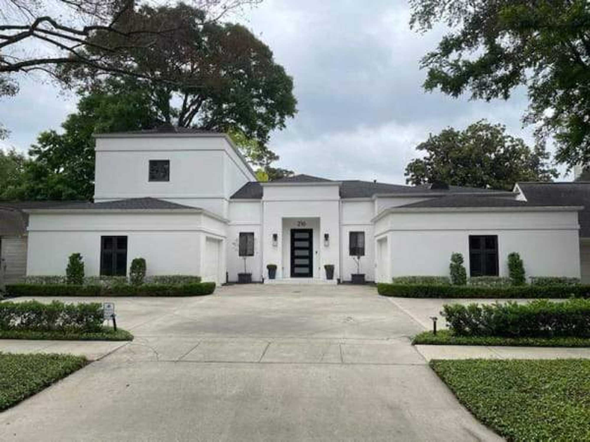 216 W. Cowan Houston home