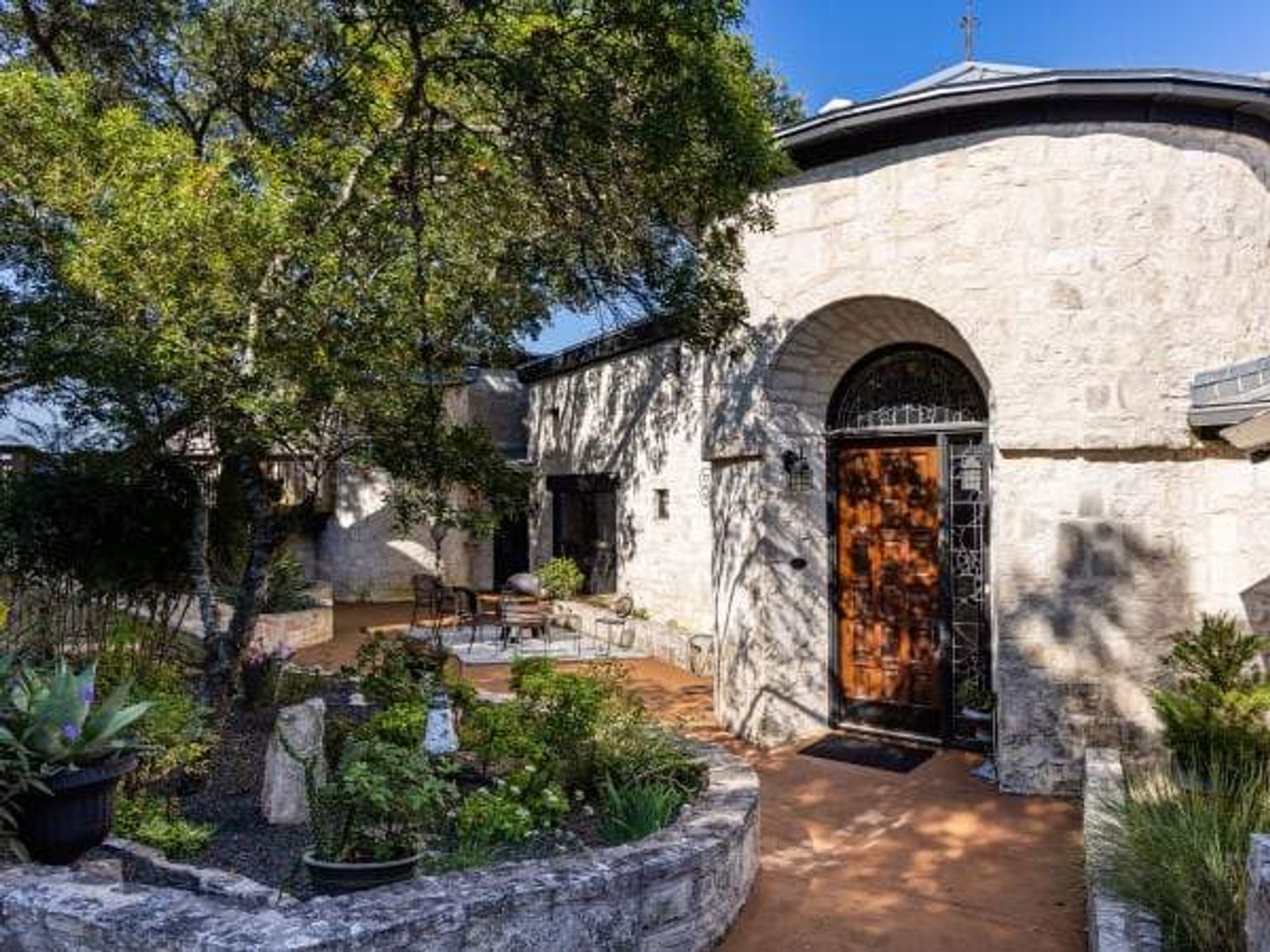 22 Indian Creek Loop, Kerrville, Huntly Castle for sale
