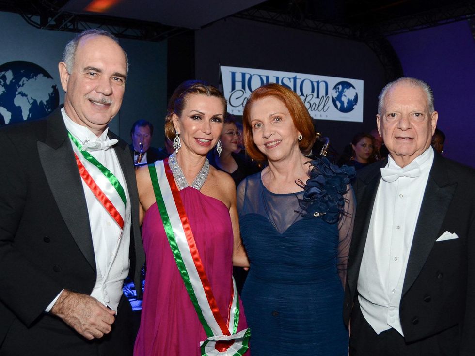 223 Pablo and Adriana Leon, from left, Maria de la Paz Rio de Malpica and Dr. Luis Malpica y de Lamadrid at the Consular Ball October 2013