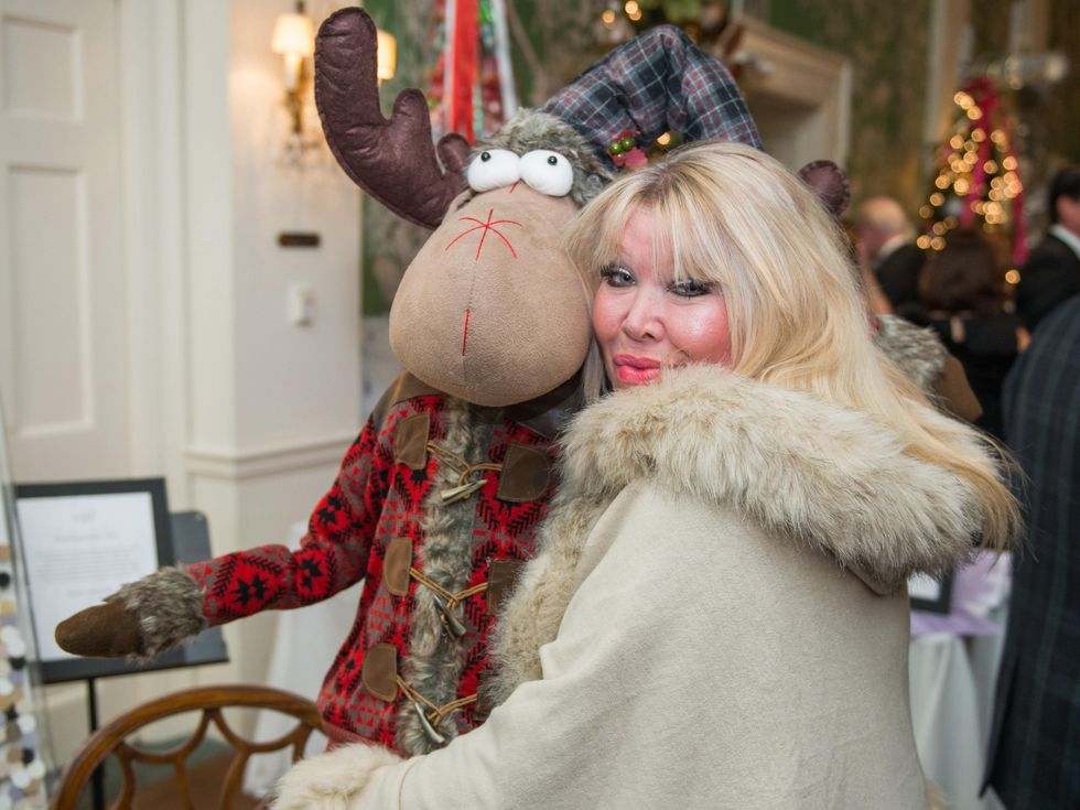 23 Lara Bell with the Nordic Moose at the Trees of Hope Gala November 2014