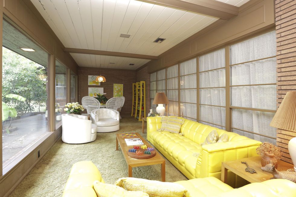 23 On the Market mid-mod ranch-style house in Brookshire 6th and Purdy streets September 2014