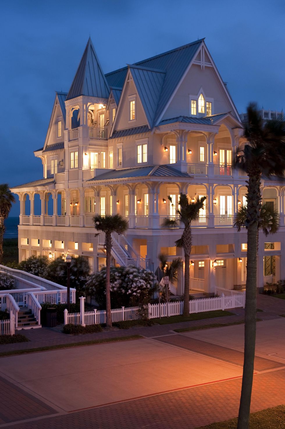 24 On the Market 1609 Seaside Galveston December 2013