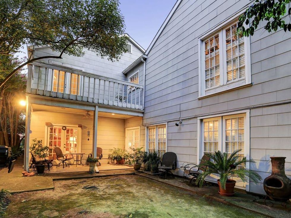 2424 Locke Lane in Houston house for sale backyard