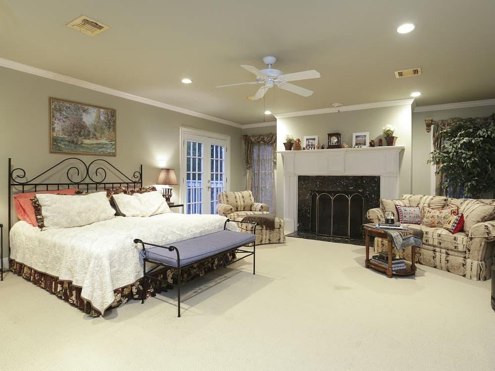 2424 Locke Lane in Houston house for sale master bedroom