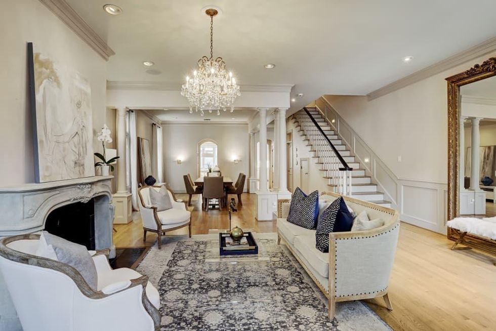 Glendower Court Beautifully gracious living in a central location