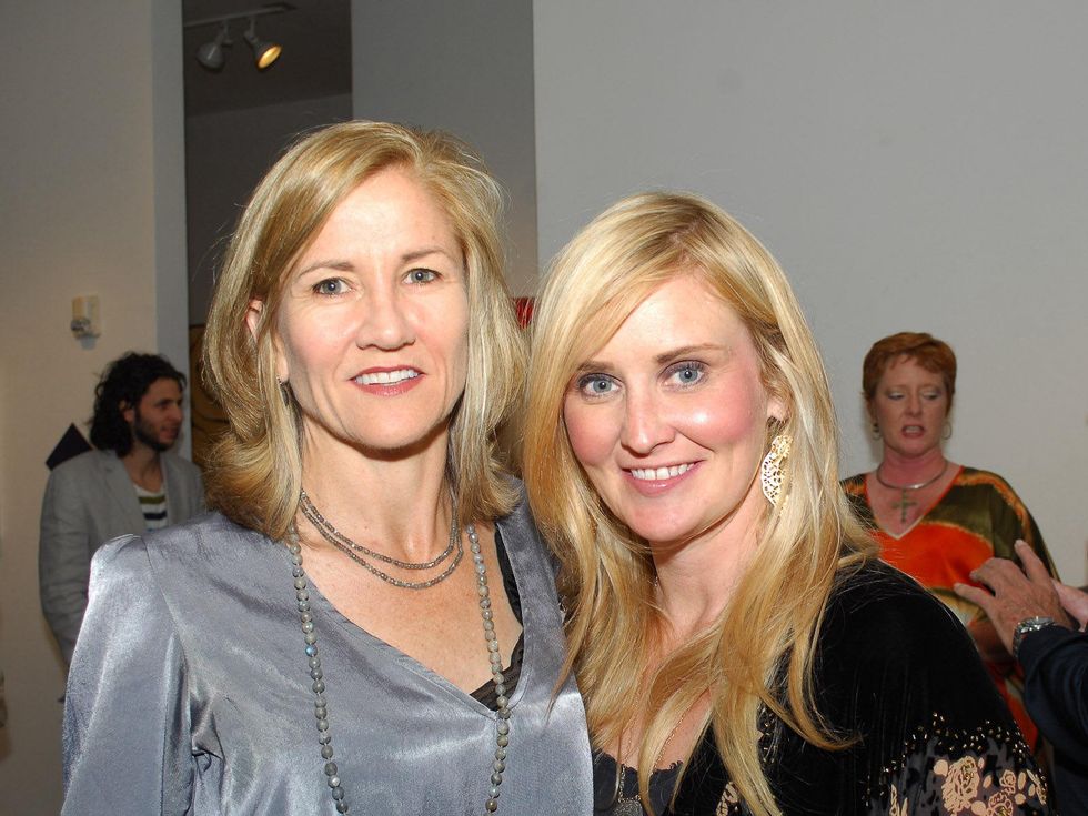 26 Bering Omega Art For Hope Art Auction at Wade Wilson Houston May 2013 Lesley Mcculloch, Jenifer Allison