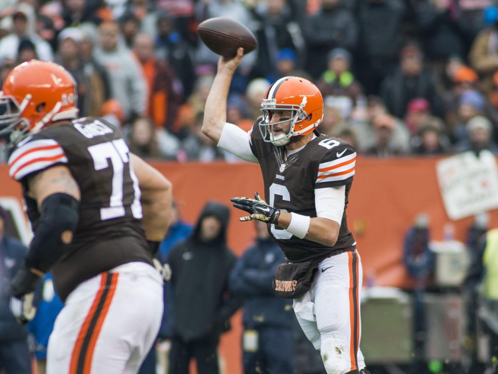 27 Texans vs. Browns first half November 2014 Brian Hoyer