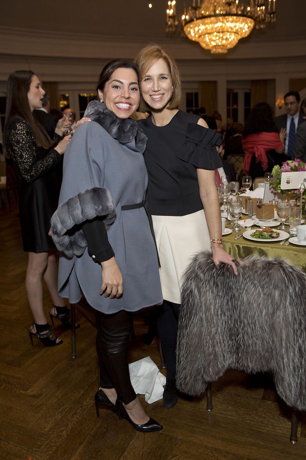 274 Nicole Katz, left, and Carolyn Dorros at the Great Grown-Up Spelling Bee January 2015