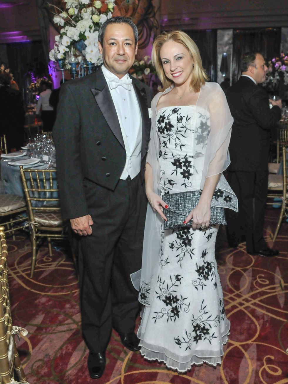 28, Houston Grand Opera Ball April 2013 Hector Villarreal and Patty Sturion