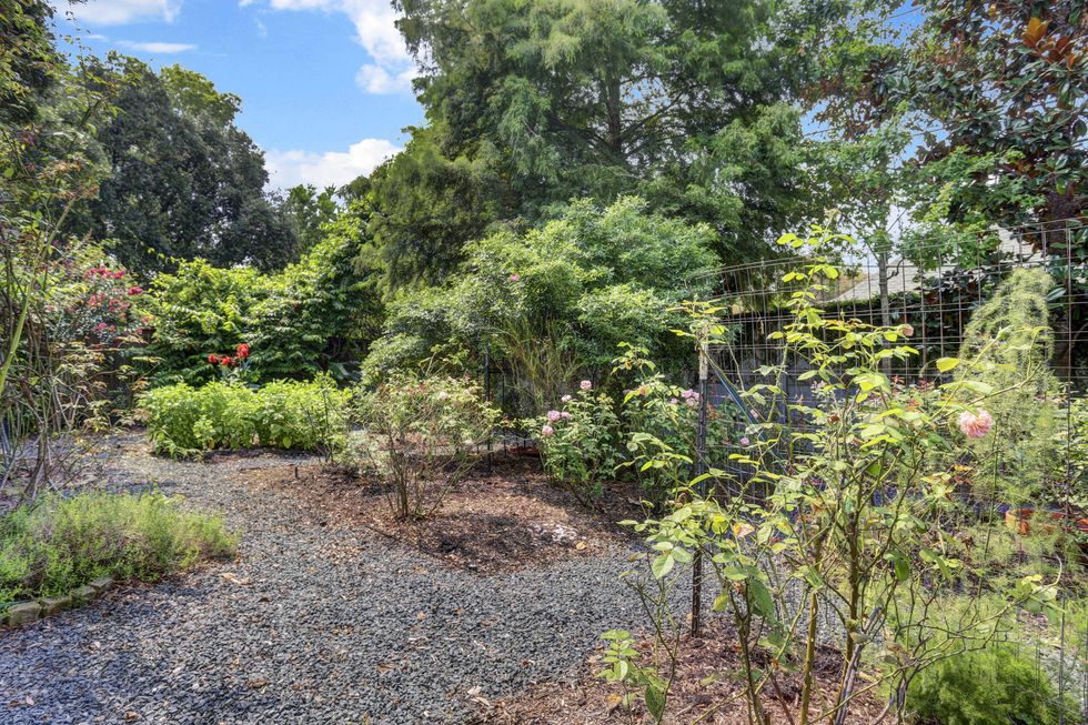 28 On the Market 4826 Palmetto July 2014