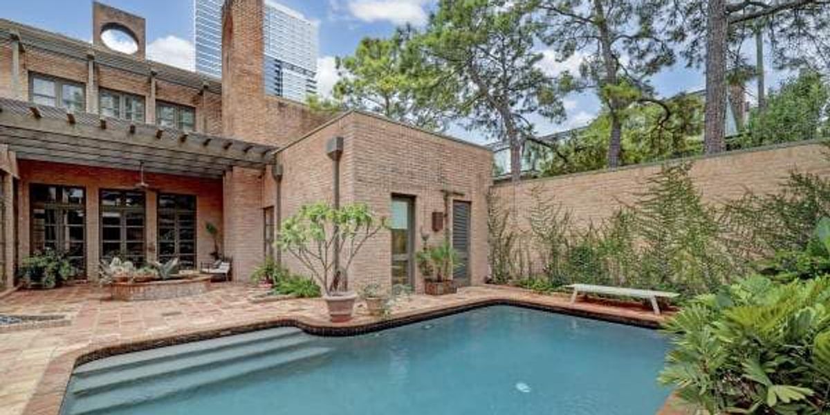 Upper Kirby: A diverse mix of homes in lovely hidden-pocket neighborhoods