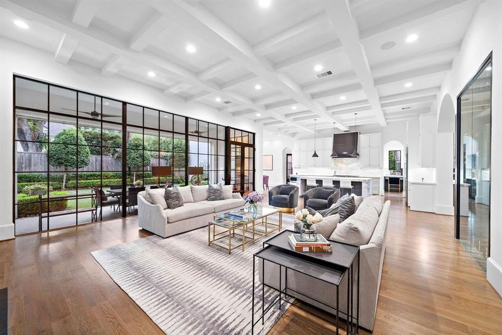 2912 Ella Lee Lane Avalon Place/River Oaks.