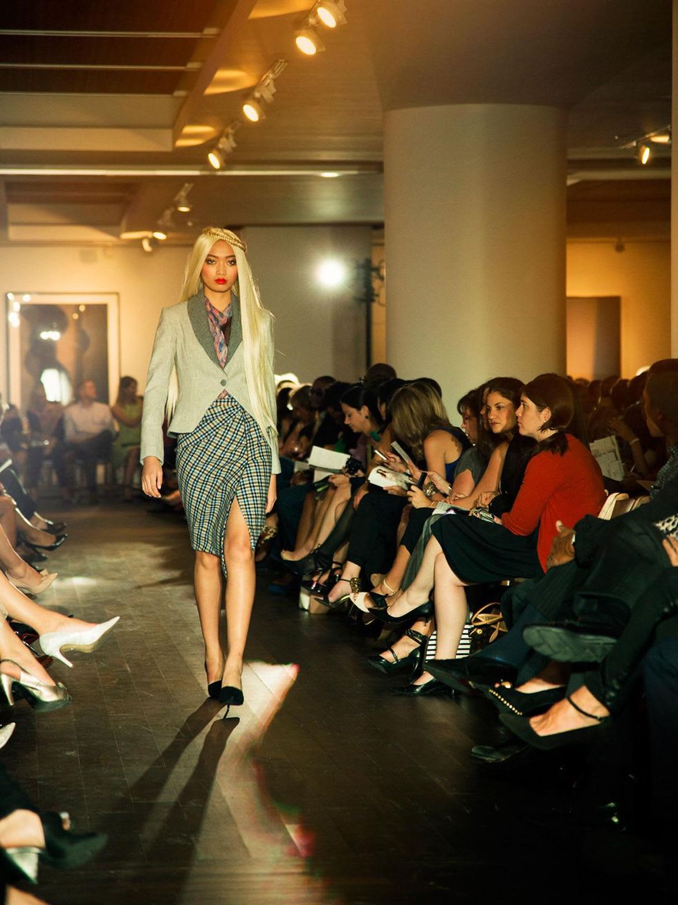 3 David Peck fashion show October 2014 model on runway