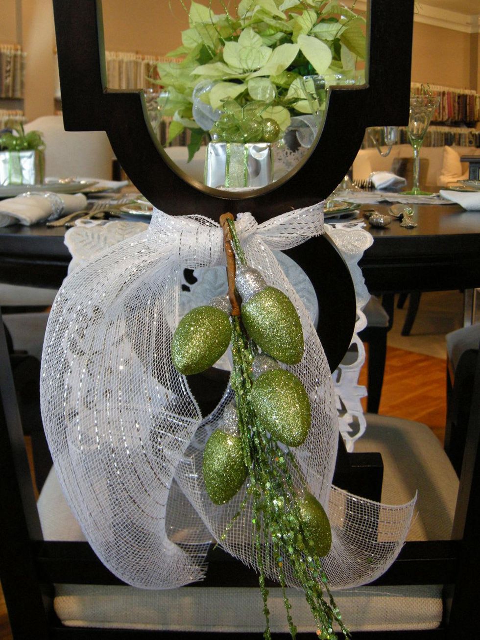 3 Deck the Tables at The Houston Design Center December 2013