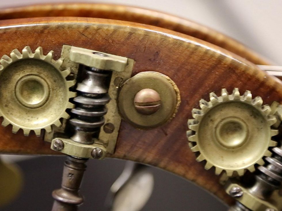 3 Dennis Whittaker plays the Famed Karr-Koussevitzky Bass