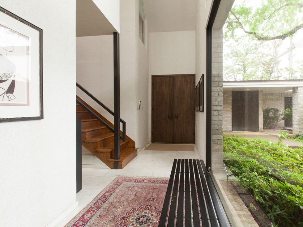 3 On the Market 10 S. Briar Hollow Lane No. 26 June 2014