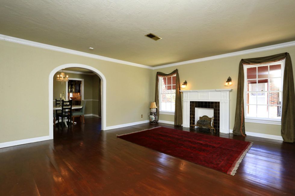 3 On the Market 5226 Mulford St. March 2015