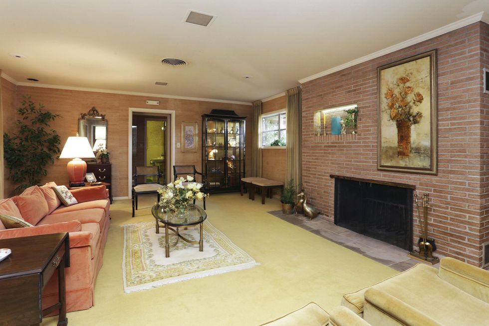 3 On the Market mid-mod ranch-style house in Brookshire 6th and Purdy streets September 2014