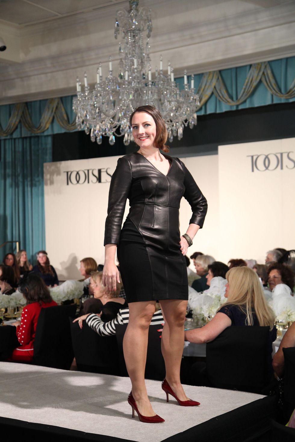 30 Lisa Burns at the Junior League Fall Luncheon September 2014