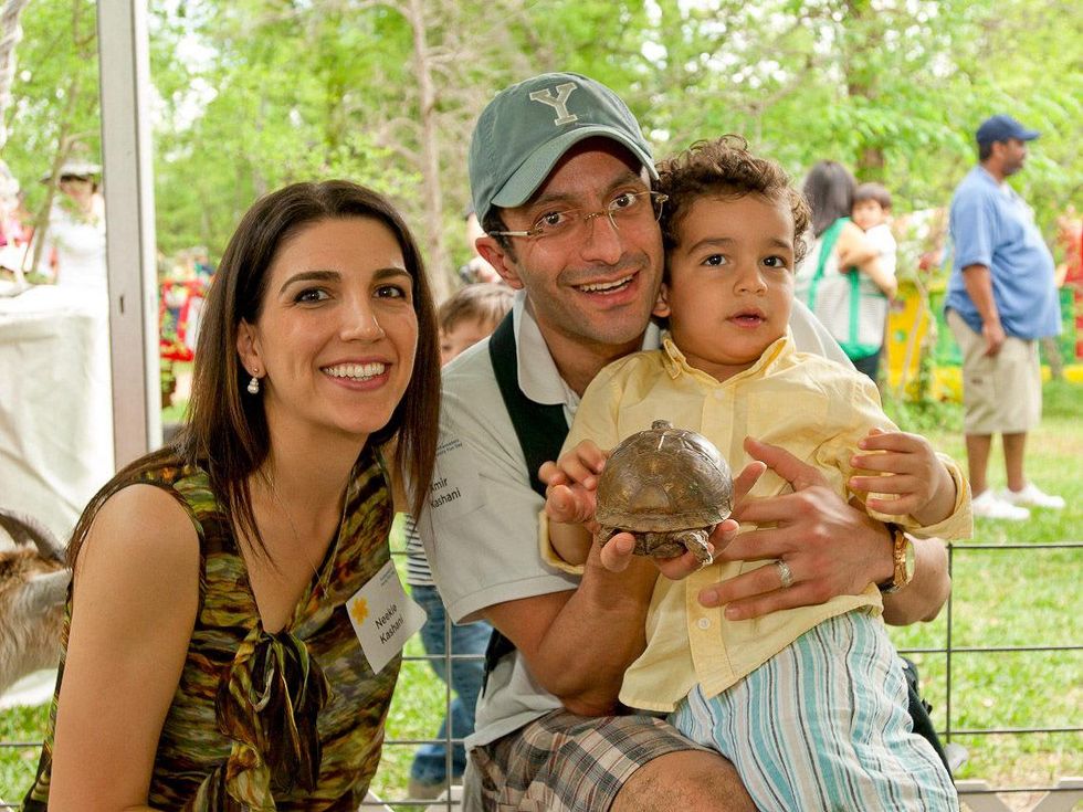 30, Texas Children's Ambassadors party April 2013 Neekie Kashani, Amir Kashani, Kameron Kashani with turtle