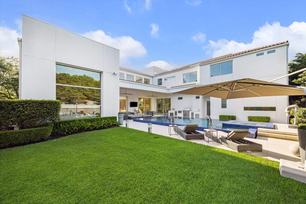 311 Brown Saddle Houston home for sale