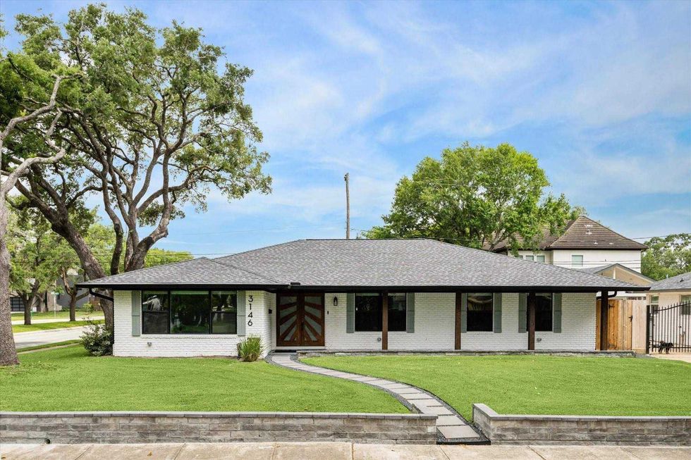 3146 Castlewood Houston home