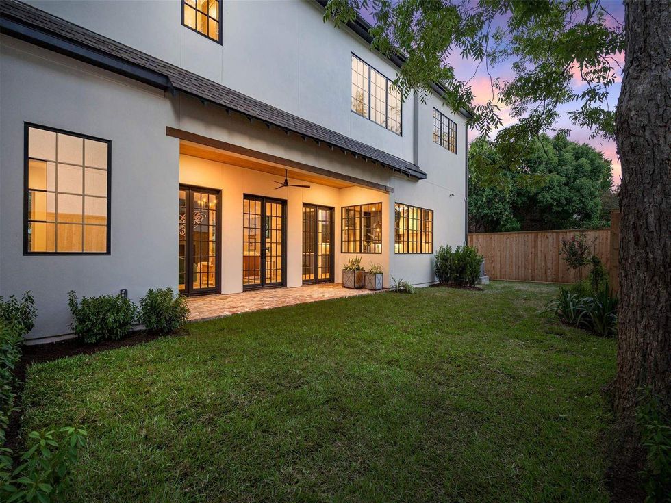 3203 Georgetown St. West University