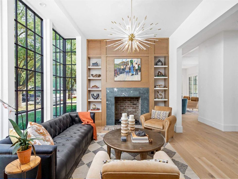 3203 Georgetown St. West University